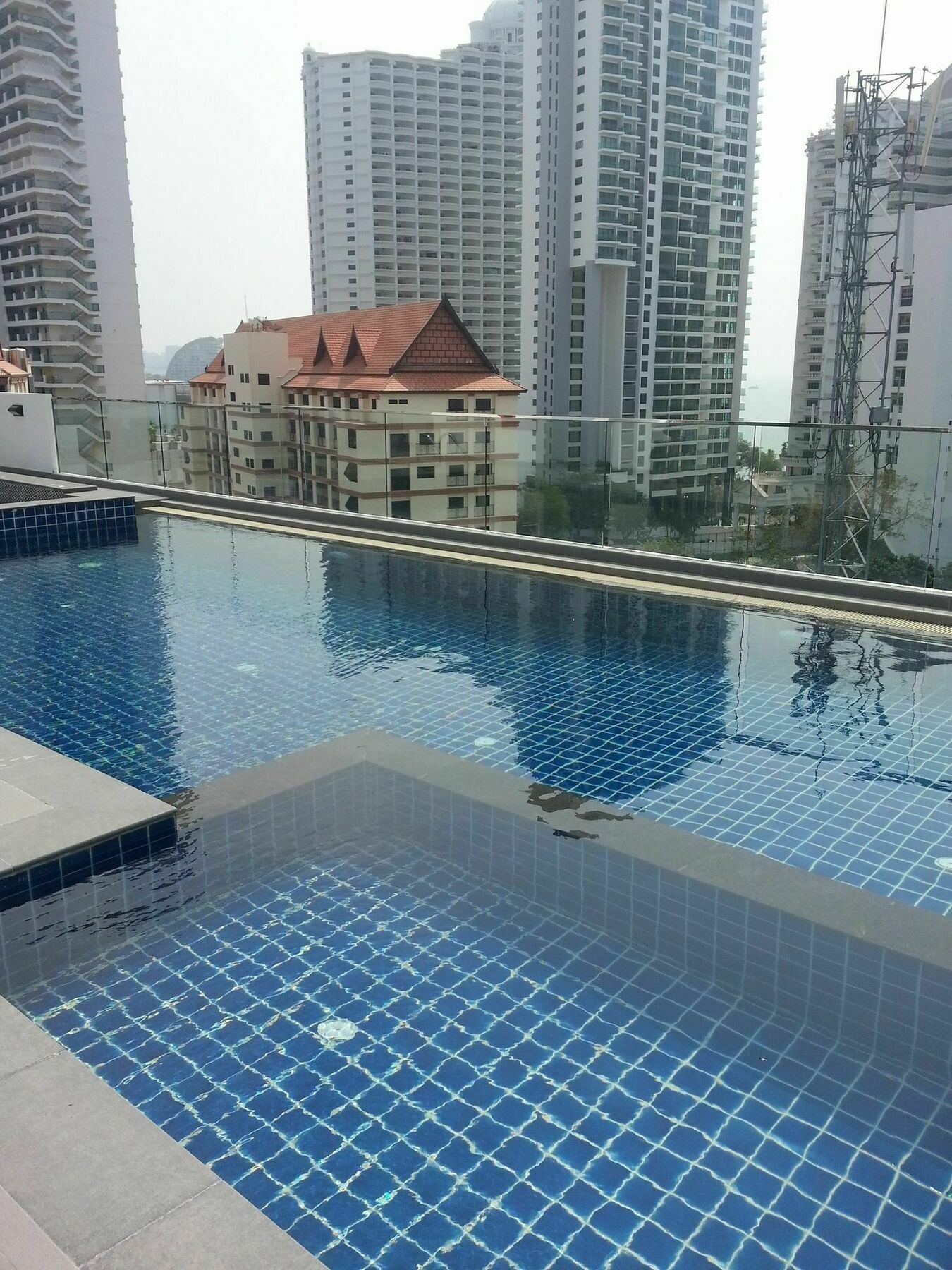 Serenity Wongamat Apartments Pattaya Eksteriør billede